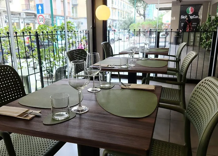 Stelle Hotel The Businest